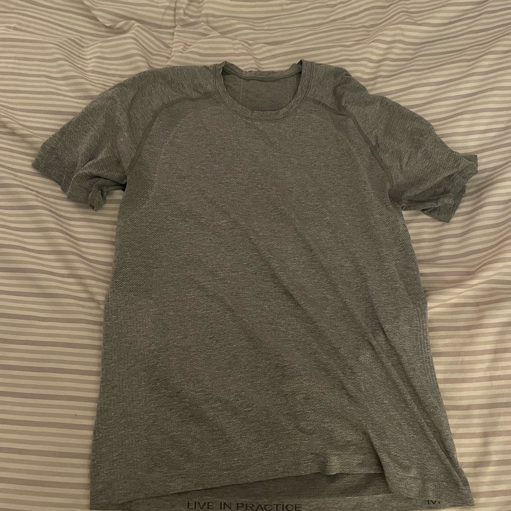 Lululemon mens short sleeve
